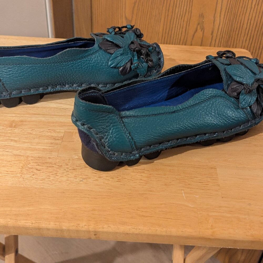 Mercury Floral Teal Flats-Size 250/8 - Picture 4 of 11